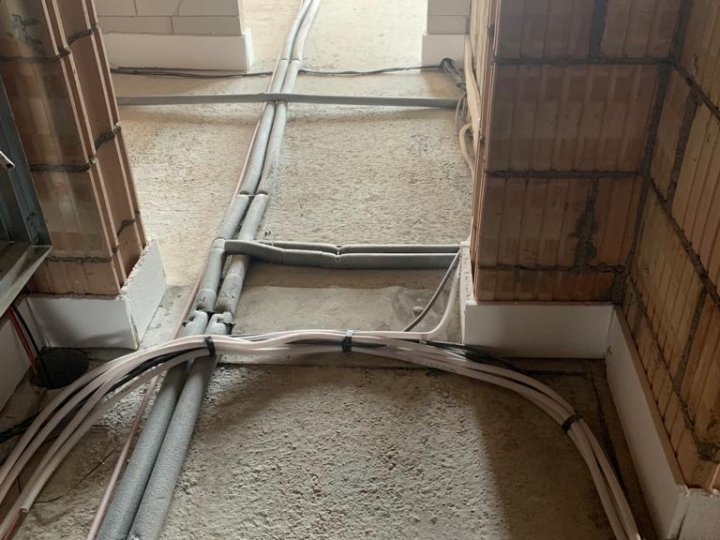 Hrubé stavby dokončeny!